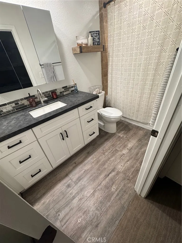 33817 Liberty Road, Yucaipa, California 92399 home-pic-27